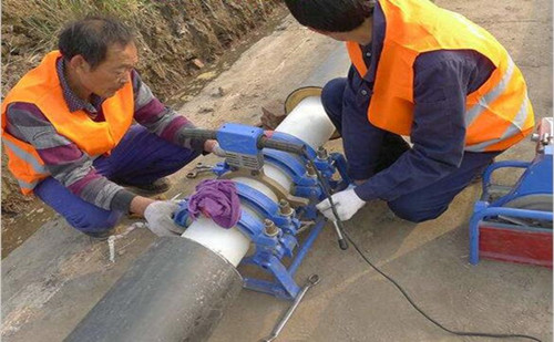 PE-RT II型預(yù)制直埋保溫管現(xiàn)場(chǎng)施工圖